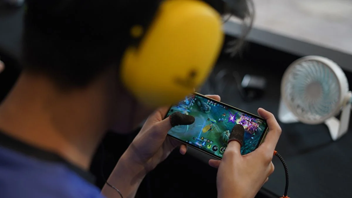 Generasi Z Mulai Undang Teman Se-Game ke Pernikahan Mereka, Bukan Teman Kuliah – Inilah 3 Alasan Kenapa Persahabatan di Game Online Lebih Kuat dari Dunia Nyata
